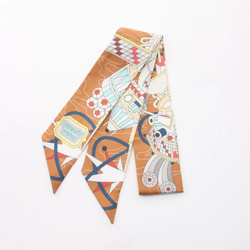 Hermes   Silk Scarf (Pre-Owned)