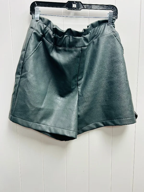 Shorts By BAGATELIE In Grey, Size: L